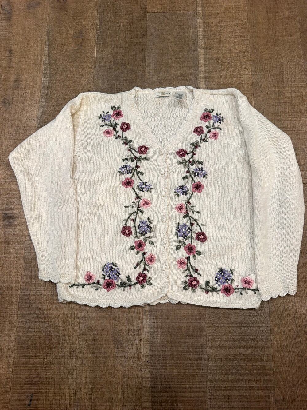 Vintage 90's Cardigan Sweater, Cottage Core Cozy Cardigan